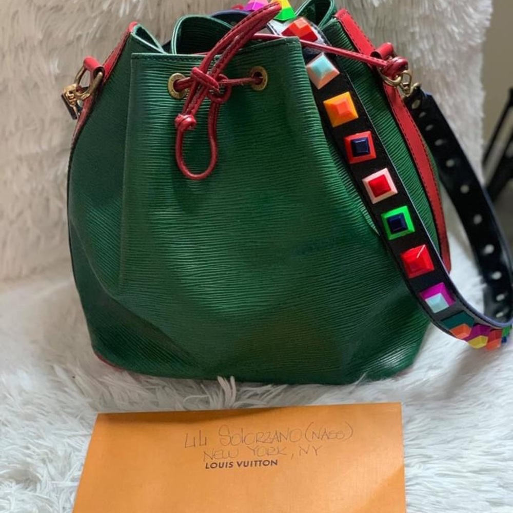 Noe petit green and red epi leather